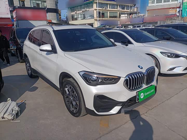 Фото 4 - BMW X1