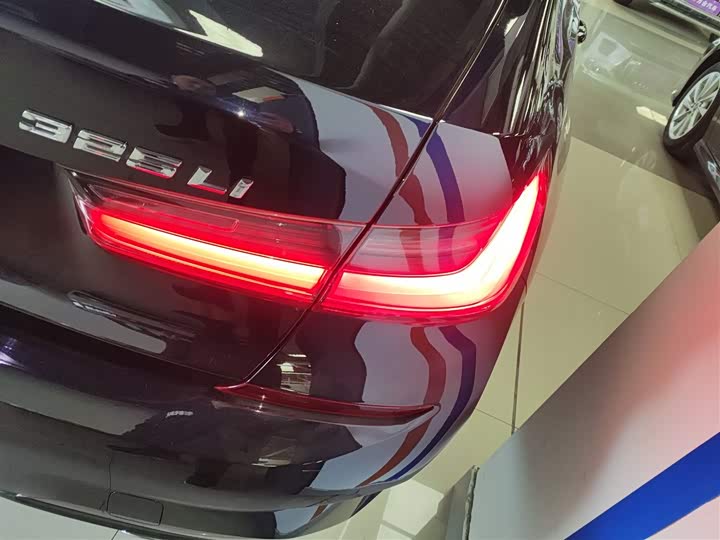 Фото 8 - BMW 3 Series