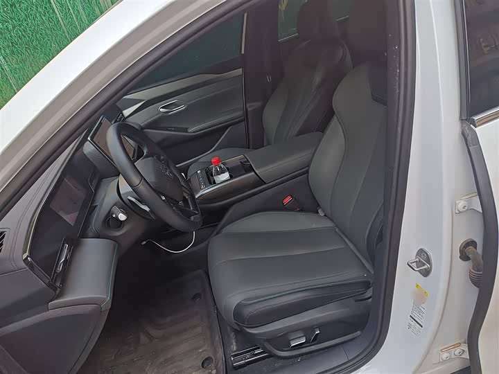 Фото 7 - BYD Qin L