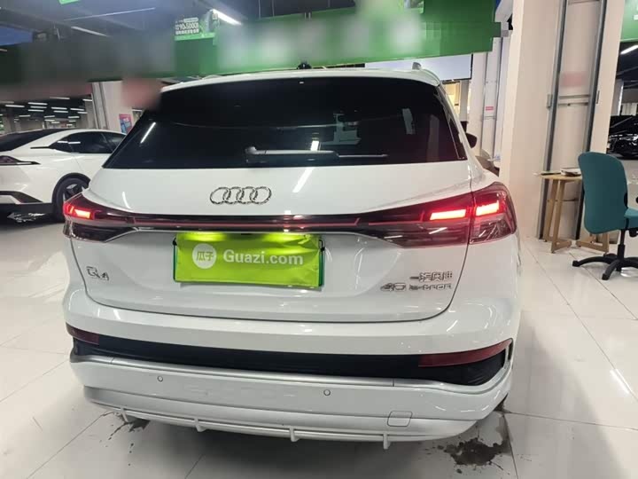 Фото 6 - Audi Q4 e-tron