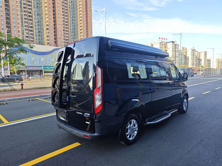 Фото 9 - Ford Transit