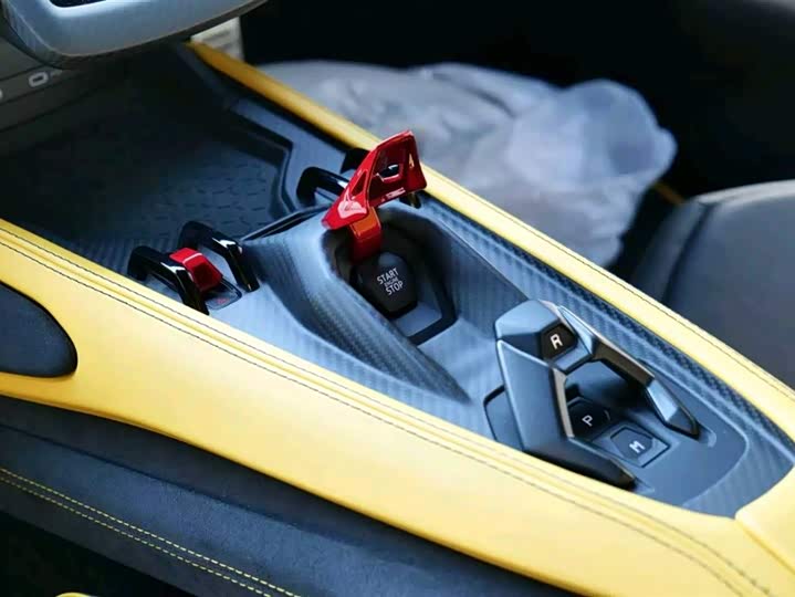 Фото 6 - Lamborghini Revuelto