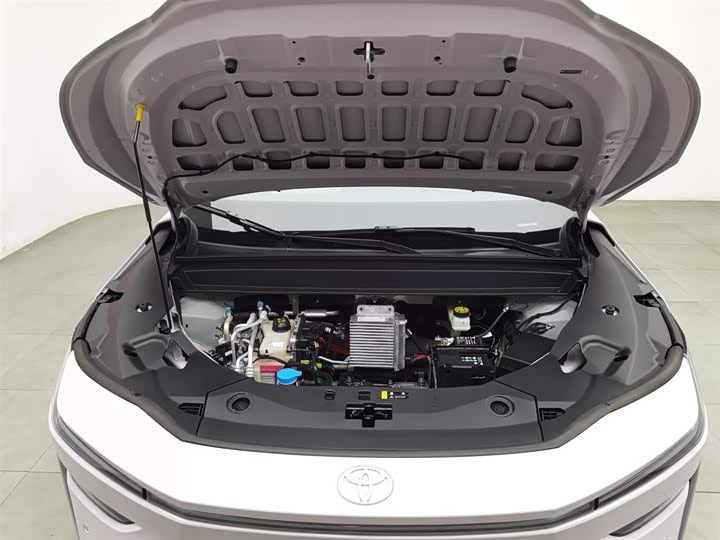 Фото 6 - Toyota bZ3X