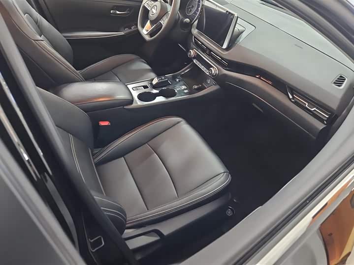 Фото 8 - Nissan Sylphy