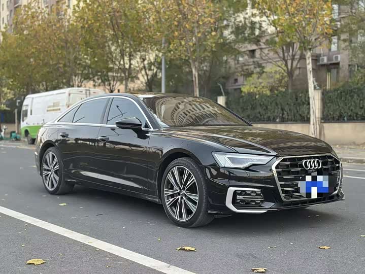 Фото 3 - Audi A6L