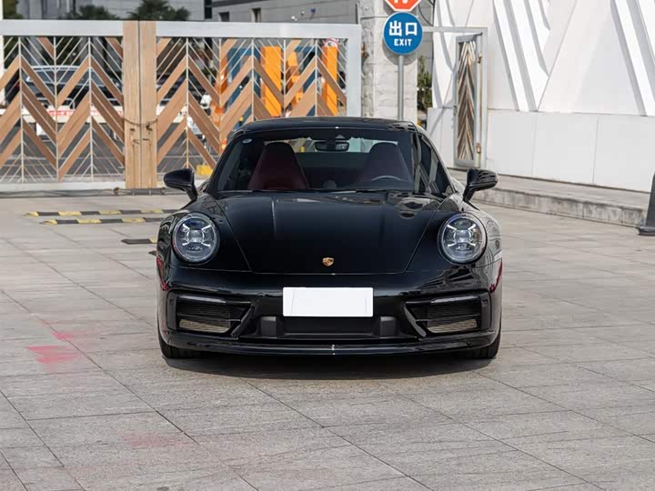 Фото 2 - Porsche 911