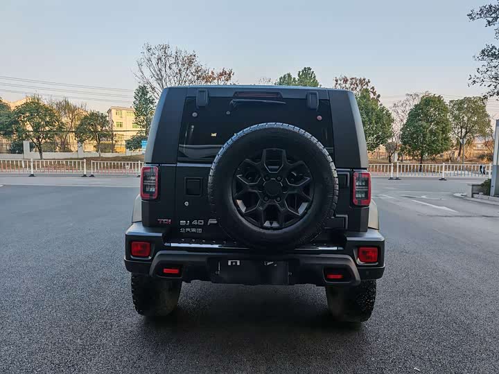 Фото 6 - BAIC Beijing BJ40