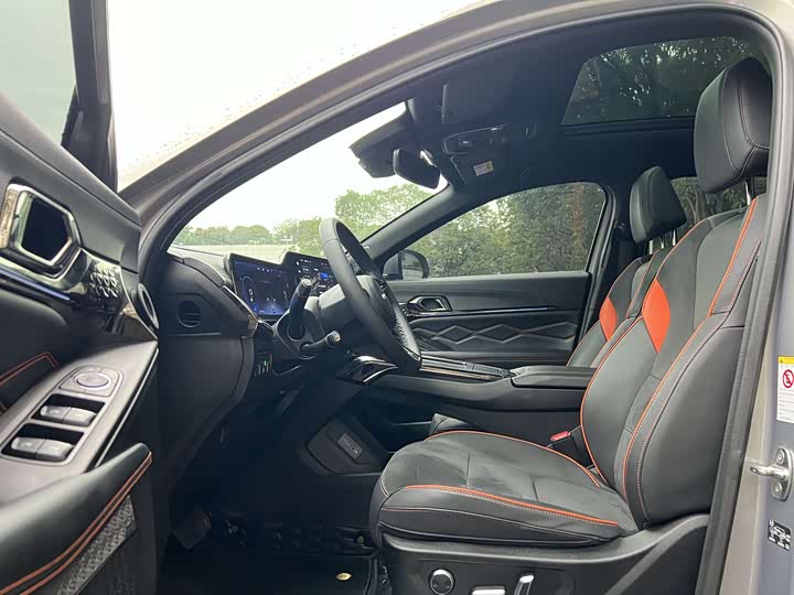 Фото 5 - Haval F7 (Monster)