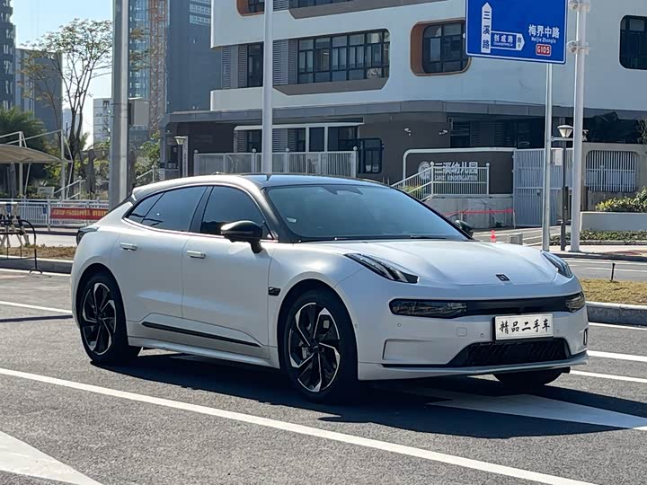 Фото 3 - Zeekr 001