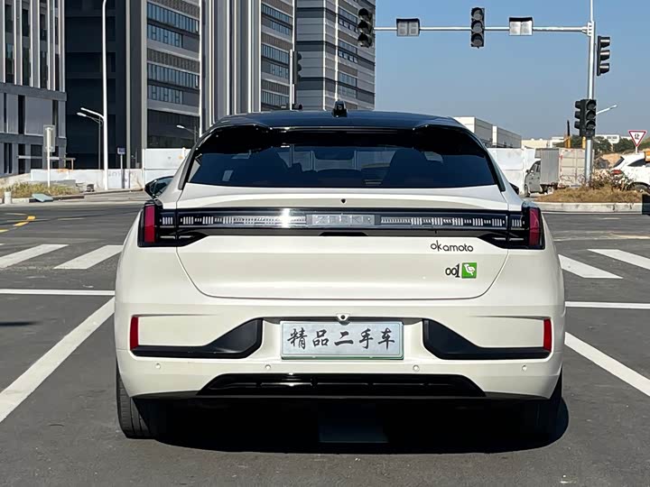 Фото 5 - Zeekr 001