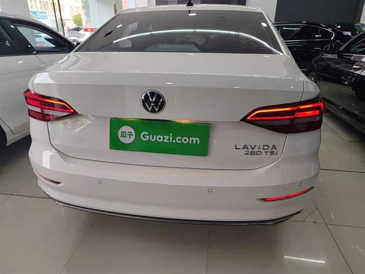 Фото 6 - Volkswagen Lavida