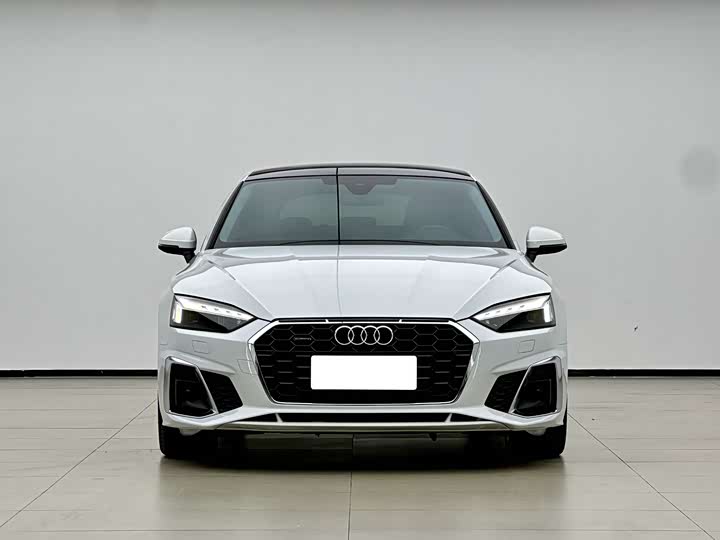 Фото 2 - Audi A5