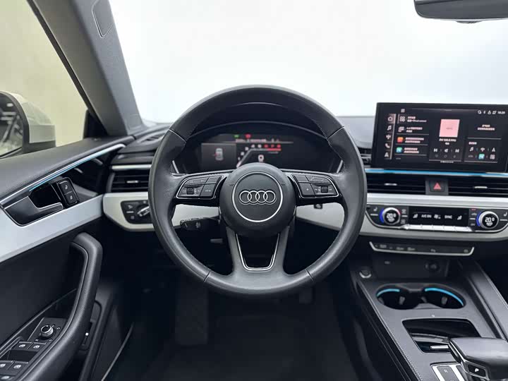 Фото 9 - Audi A5