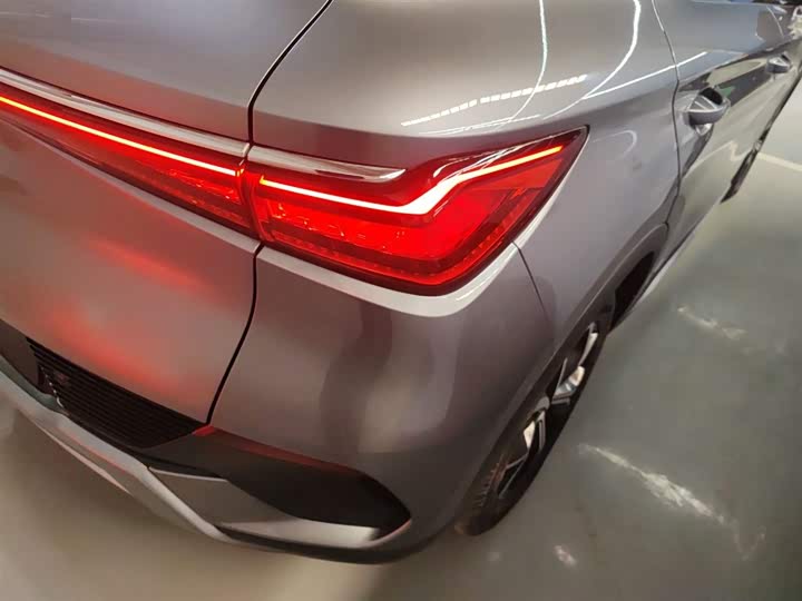 Фото 8 - BYD Yuan Plus