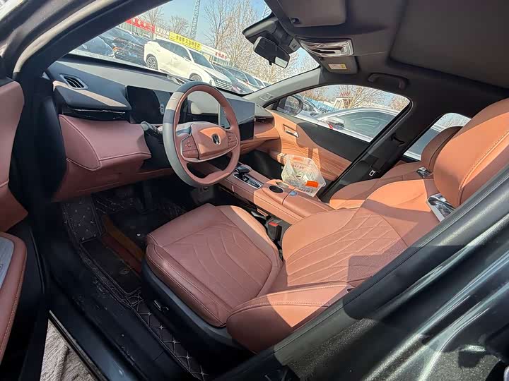 Фото 4 - Changan UNI-Z Hybrid