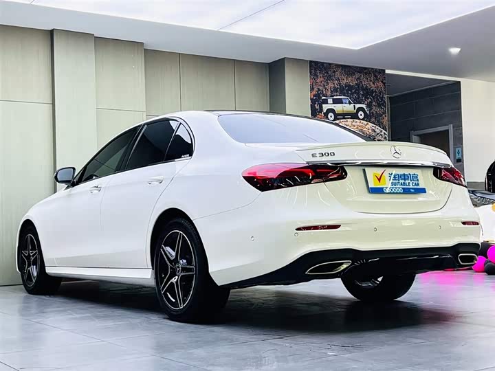 Фото 6 - Mercedes-Benz E-Class