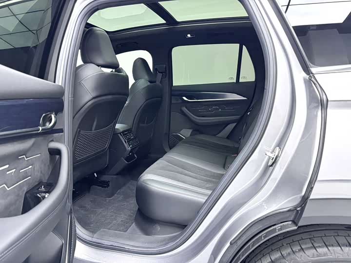 Фото 7 - Geely Monjaro