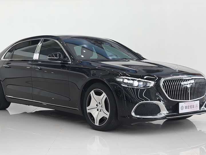 Фото 3 - Mercedes-Benz Maybach S-Class