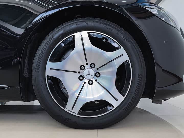 Фото 8 - Mercedes-Benz Maybach S-Class