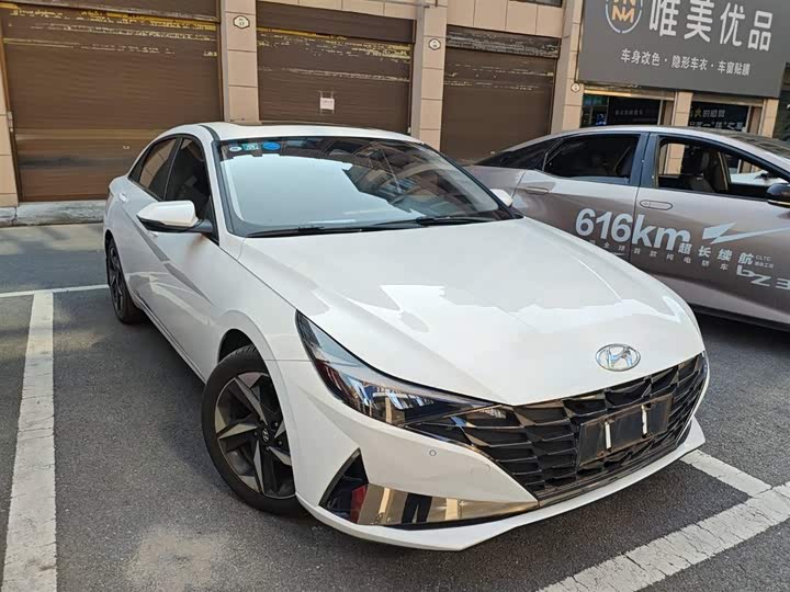 Фото 2 - Hyundai Elantra N line