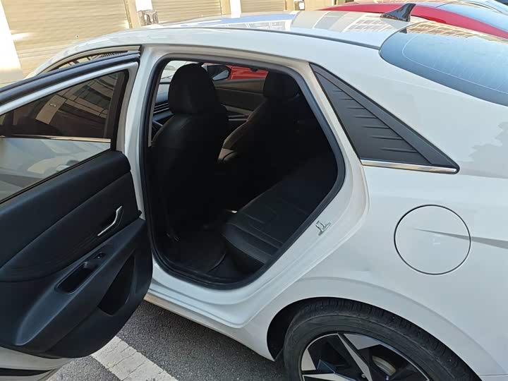 Фото 6 - Hyundai Elantra N line