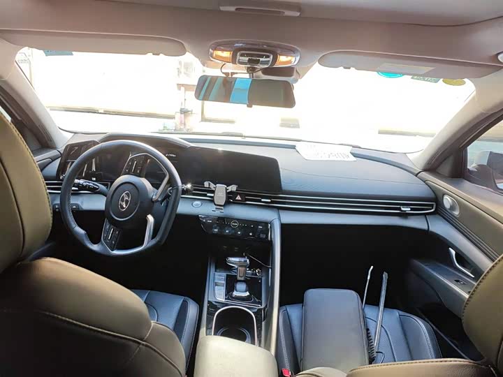 Фото 7 - Hyundai Elantra N line