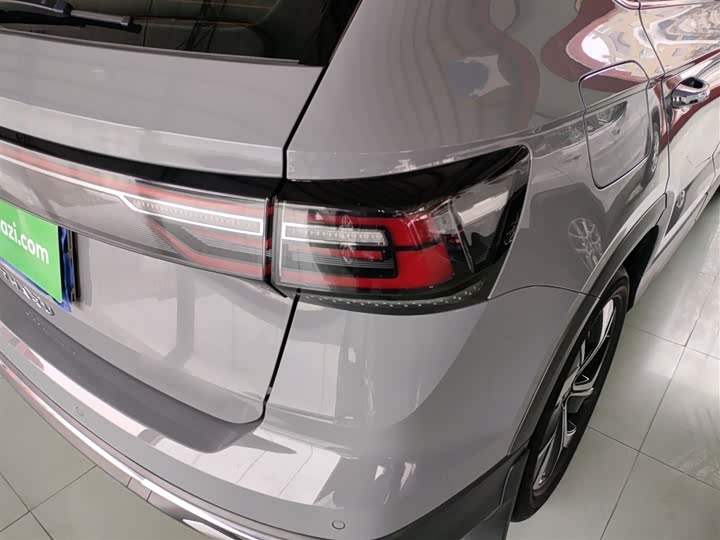 Фото 8 - Volkswagen Tharu