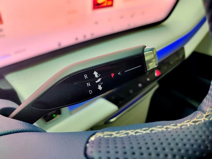 Фото 8 - Buick GL8 Hybrid