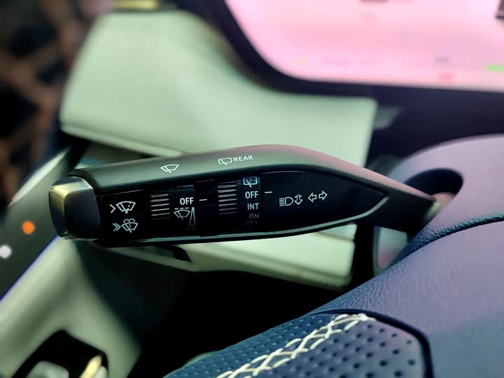 Фото 9 - Buick GL8 Hybrid