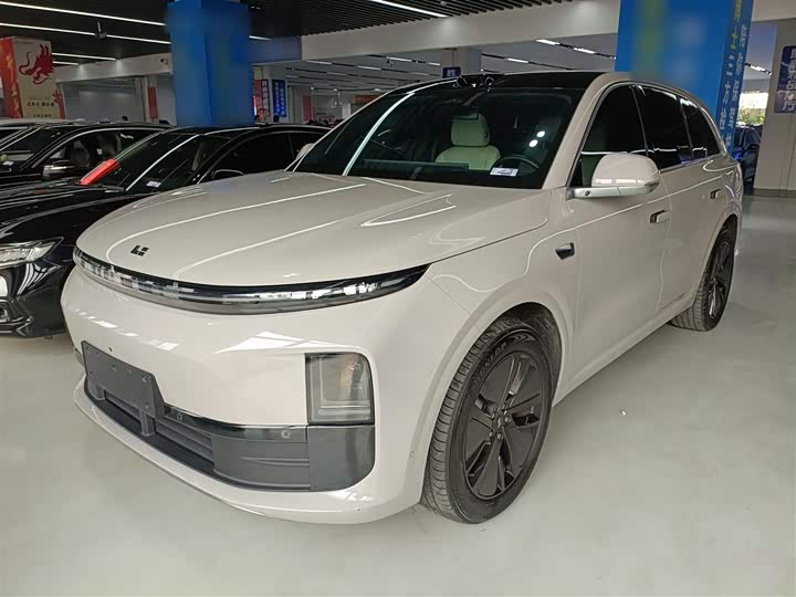 Фото 1 - LiXiang L6