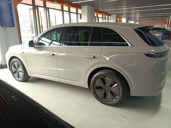 Фото 5 - LiXiang L6