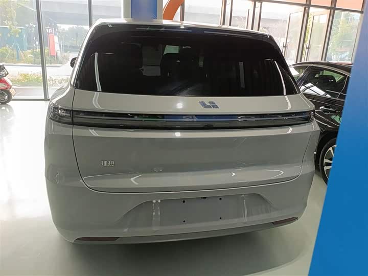 Фото 6 - LiXiang L6