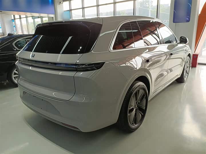 Фото 7 - LiXiang L6