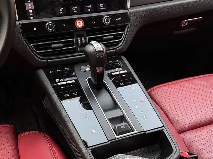 Фото 8 - Porsche Macan