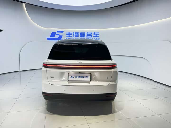 Фото 5 - LiXiang i8