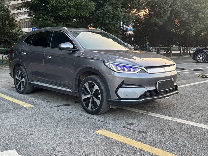 Фото 3 - BYD Song Plus Hybrid/EV