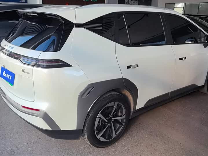 Фото 3 - GAC Aion Y