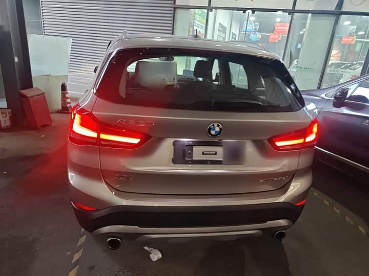 Фото 6 - BMW X1