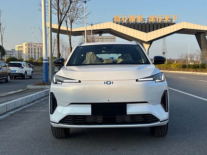 Фото 2 - Changan Qiyuan (Nevo) Q05