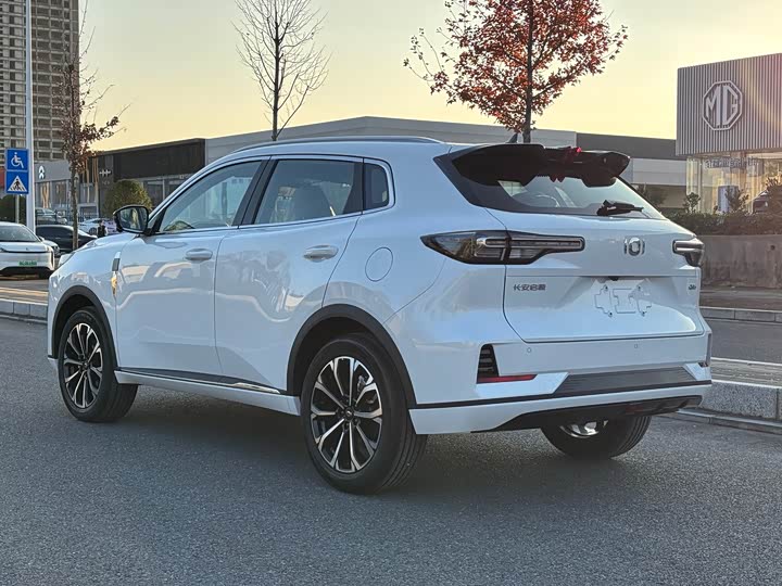 Фото 6 - Changan Qiyuan (Nevo) Q05