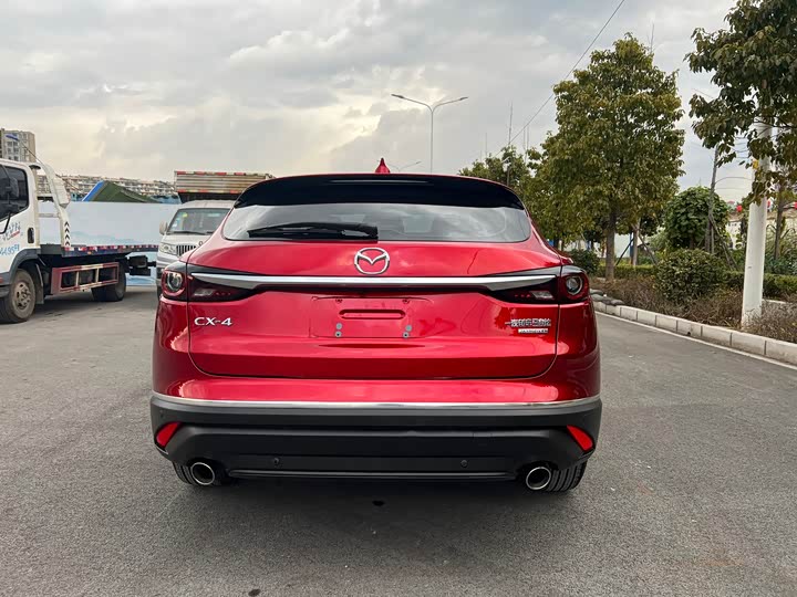 Фото 4 - Mazda CX-4