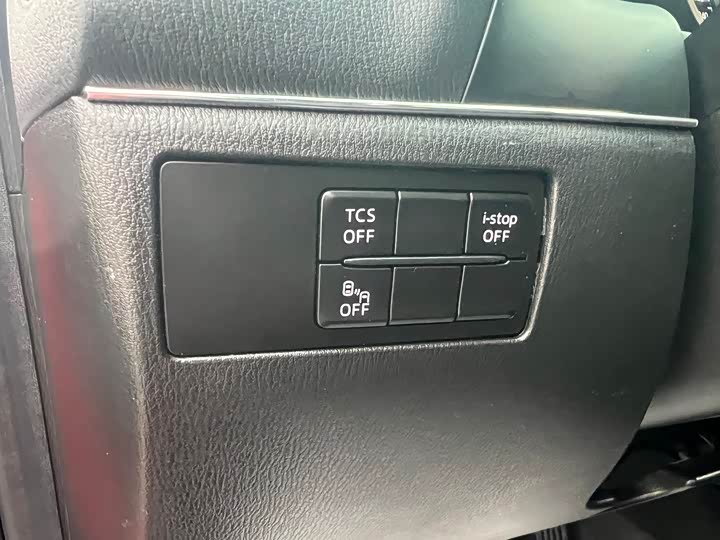 Фото 9 - Mazda CX-4