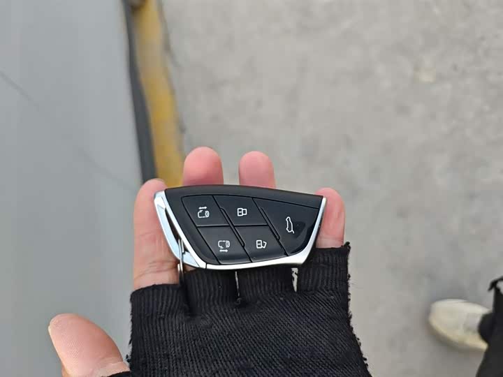 Фото 9 - Maxus G70