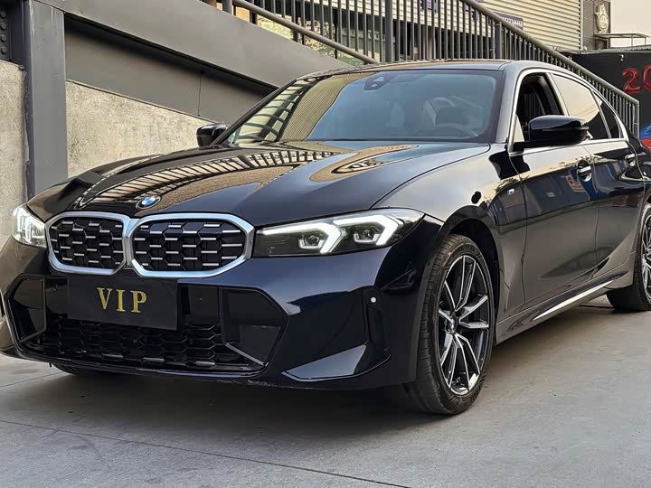 Фото 1 - BMW 3 Series