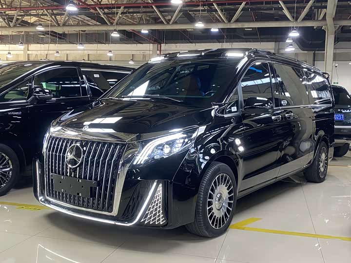 Фото 1 - Mercedes-Benz Vito