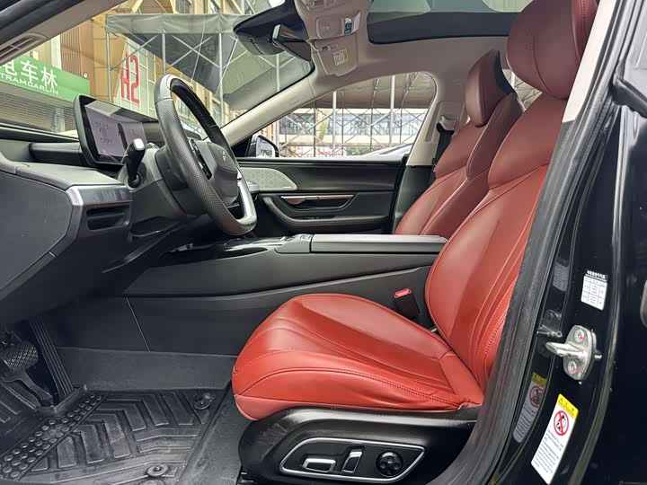 Фото 4 - XPeng P7