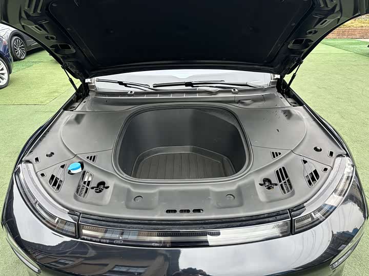 Фото 6 - XPeng P7