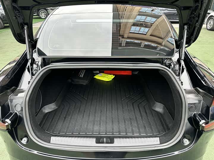 Фото 7 - XPeng P7