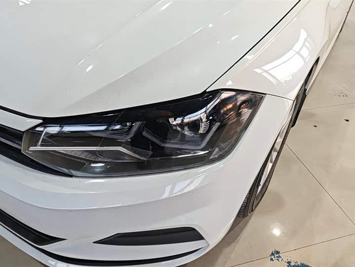 Фото 5 - Volkswagen Polo