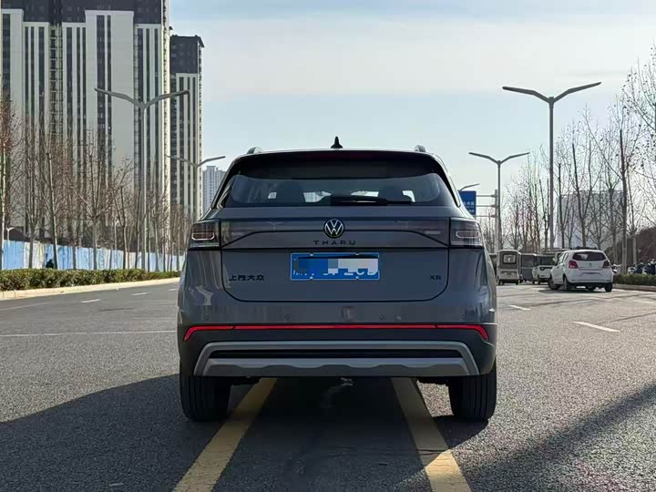 Фото 8 - Volkswagen Tharu